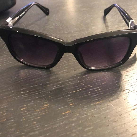 Balmain 52mm Square Sunglasses IN  Black - Picture 4 of 9